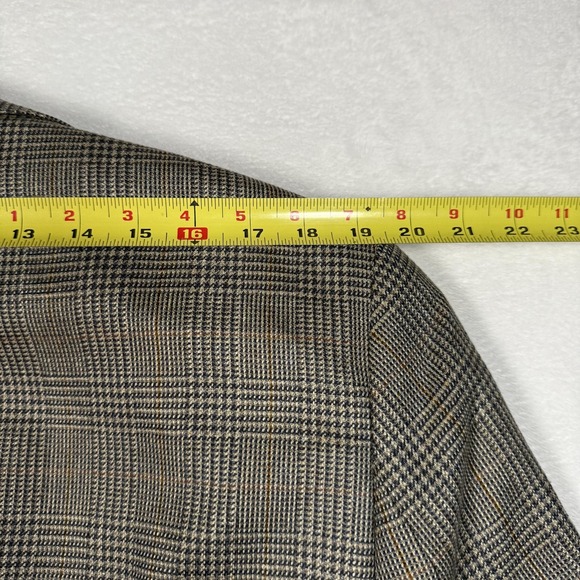 Jos A Bank Sport Coat Mens 42L Brown Gray Plaid Silk Wool Blazer Jacket Classic - Picture 13 of 13